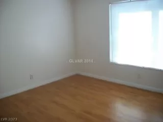 Photo #1: 2473648 Listing 