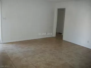 Photo #6: 2473648 Listing 