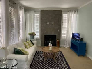 Photo #6: 2473690 Listing 