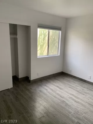 Photo #3: 2473727 Listing 