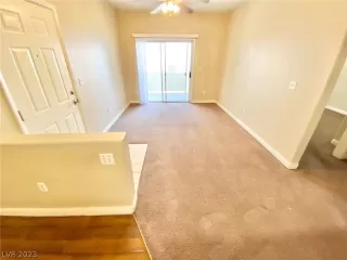 Photo #1: 2473731 Listing 