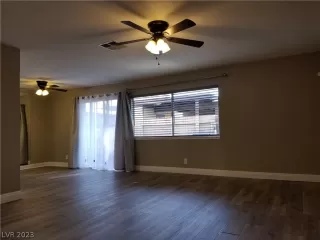 Photo #2: 2473754 Listing 