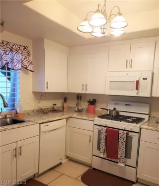 Photo #4: 2473760 Listing 