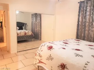 Photo #6: 2473760 Listing 