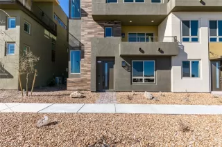Photo #3: 2473797 Listing 