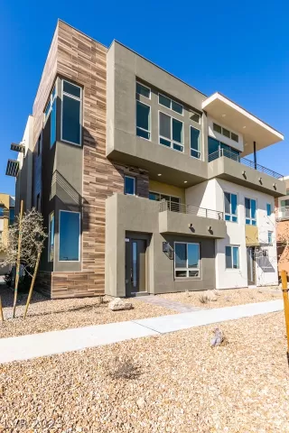 Photo #5: 2473797 Listing 