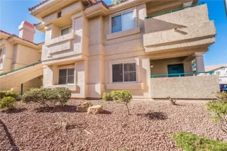 Photo #1: 2473804 Listing