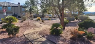 Photo #4: 2473825 Listing