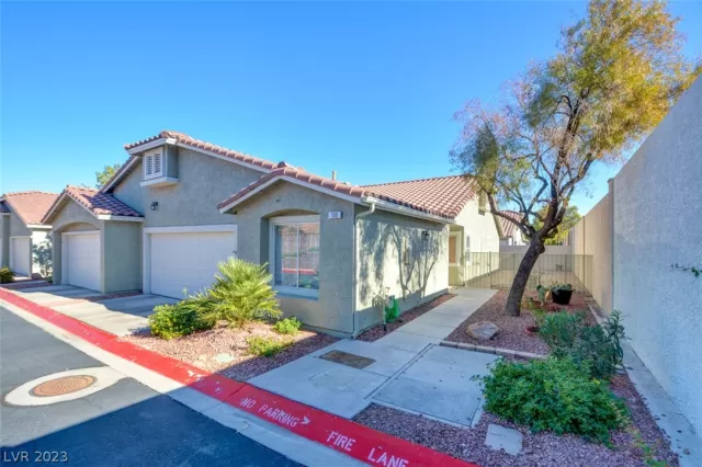 MLS: 2473836 Condo For Sale