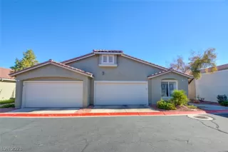 Photo #1: 2473836 Listing