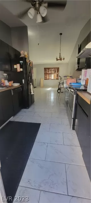 Photo #6: 2473849 Listing