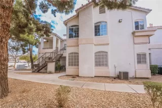 Photo #1: 2473857 Listing