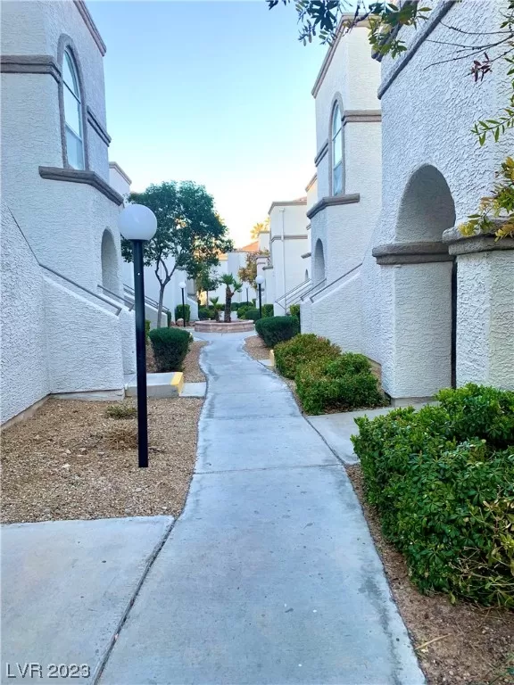 MLS: 2473907 Condo For Sale