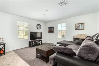 Photo #3: 2473916 Listing 