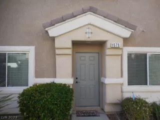 Photo #1: 2473944 Listing