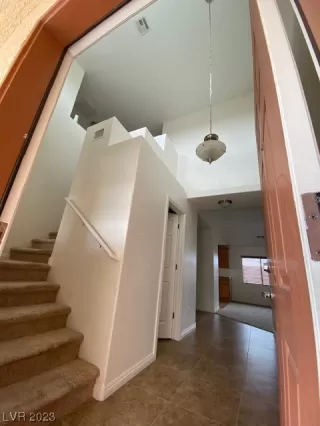 Photo #2: 2473955 Listing 