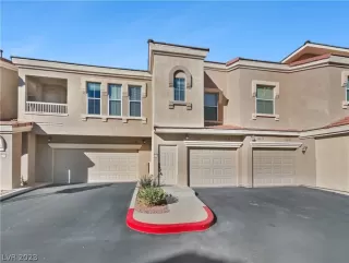 Photo #1: 2474025 Listing