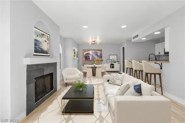 MLS: 2474131 Condo For Sale