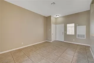 Photo #4: 2474142 Listing 