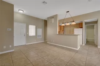 Photo #5: 2474142 Listing 