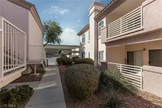 Photo #2: 2474183 Listing 