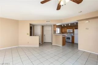 Photo #3: 2474183 Listing 