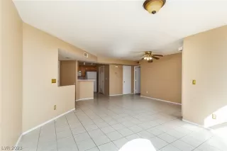 Photo #4: 2474183 Listing 