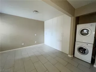 Photo #4: 2474199 Listing 