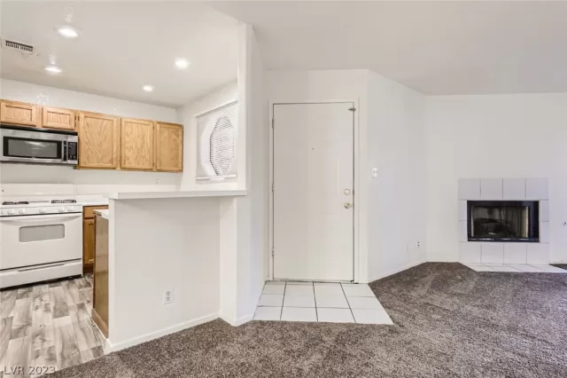 MLS: 2474203 Condo For Sale