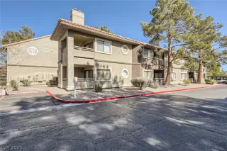 Photo #2: 2474203 Listing 