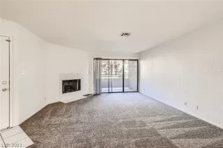 Photo #4: 2474203 Listing 