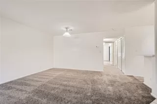 Photo #5: 2474203 Listing 