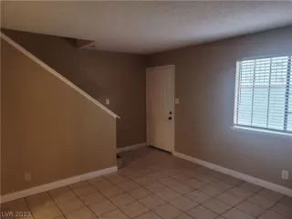 Photo #4: 2474251 Listing 