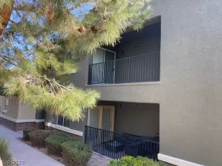 Photo #2: 2474325 Listing