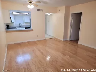 Photo #4: 2474334 Listing 