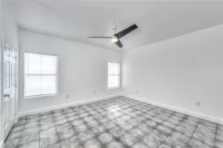 Photo #4: 2474396 Listing 