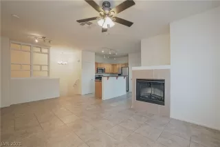 Photo #2: 2474405 Listing 