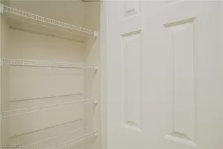 Photo #5: 2474405 Listing 