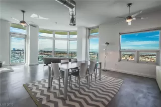 Photo #3: 2474410 Listing 