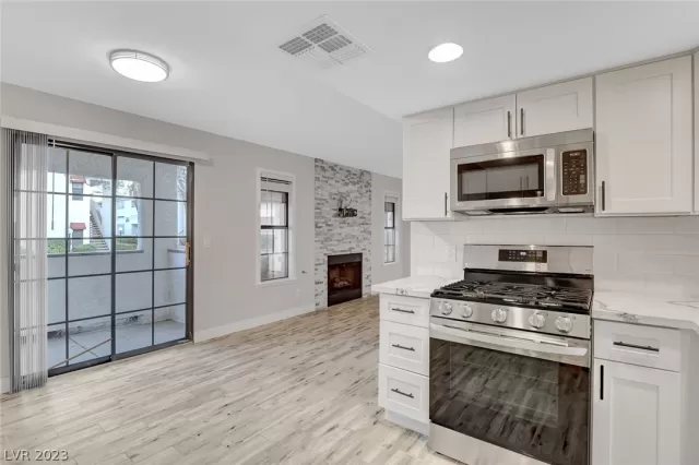 MLS: 2474413 Condo For Sale