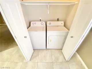 Photo #6: 2474461 Listing 