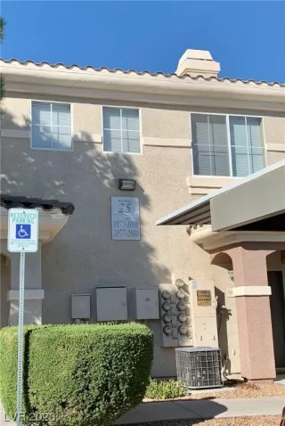 Photo #2: 2474475 Listing 