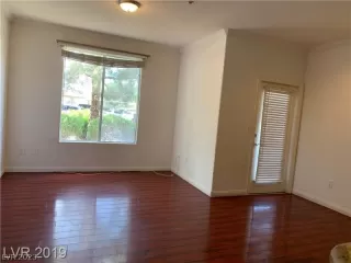 Photo #2: 2474515 Listing 