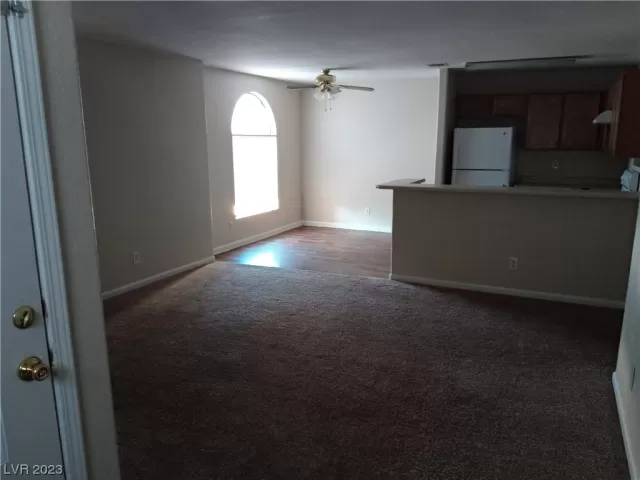 MLS: 2474518 Condo For Sale