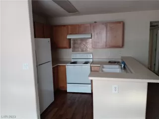 Photo #1: 2474518 Listing 