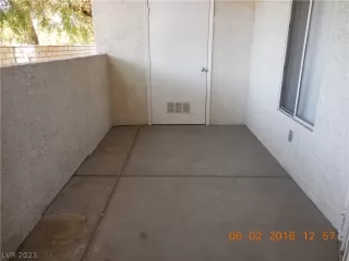 Photo #1: 2474591 Listing