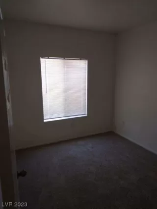 Photo #4: 2474591 Listing