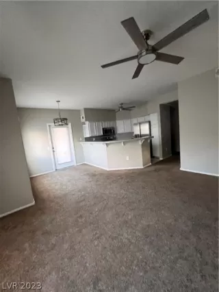 Photo #2: 2474595 Listing