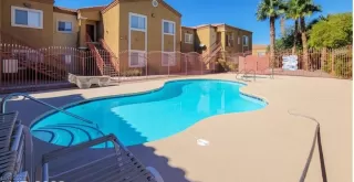 Photo #1: 2474602 Listing 