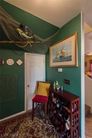 Photo #5: 2474685 Listing